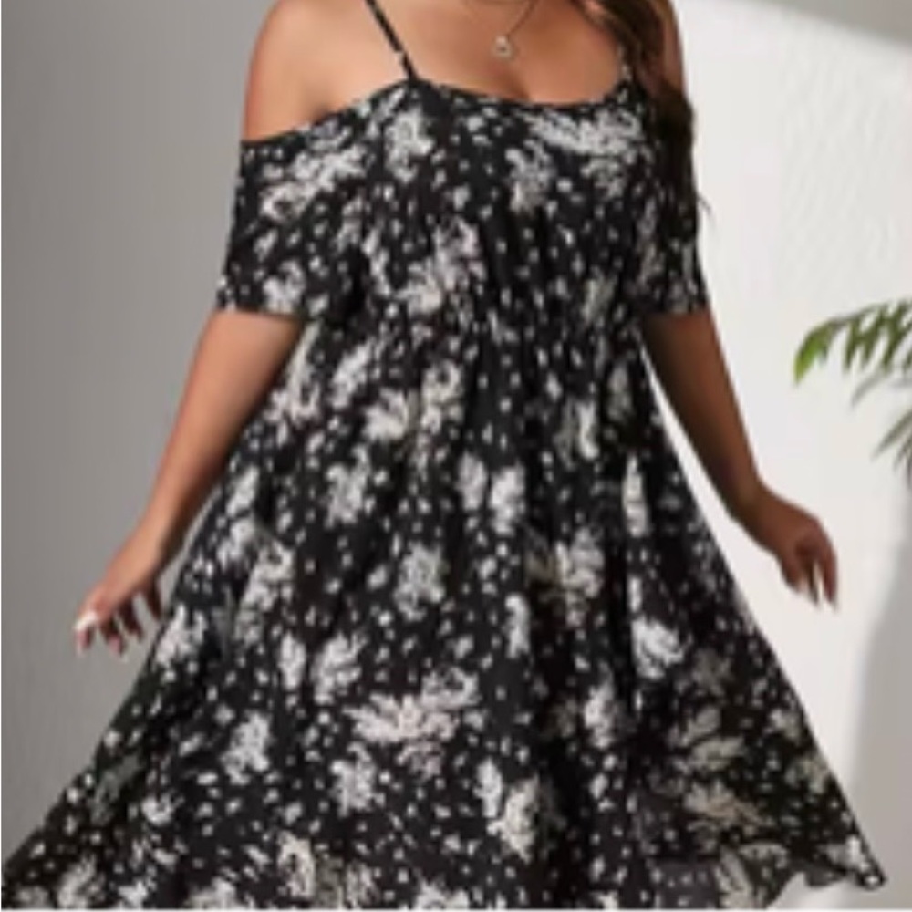 Black Floral Cold-Shoulder Maxi Dress